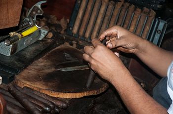 In der Zigarrenfabrik  La Aurora in Santiago de los Caballeros.