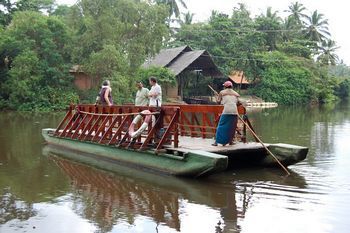 Fhre zum Ranweli Hotel